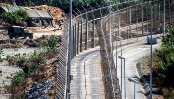 L’Espagne va augmenter la hauteur des clôtures frontalières à Ceuta
