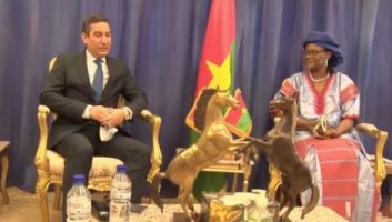 La ministre des Affaires étrangères du Burkina Faso s’entretient avec l’ambassadeur du Maroc à Ouagadougou