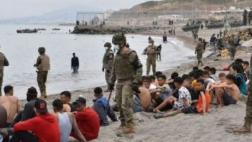 Neuf mois après la crise migratoire de Ceuta, la Commission espagnole d’aide aux réfugiés présente ses recommandations