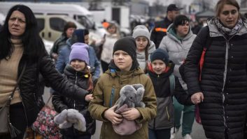 Proscrits, déplacés, réfugiés : ce que révèle le vocabulaire de la migration contrainte