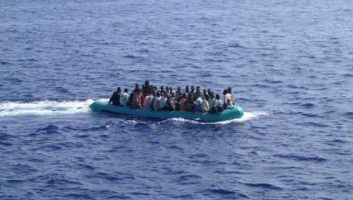 La Marine royale porte assistance à 385 candidats à la migration irrégulière